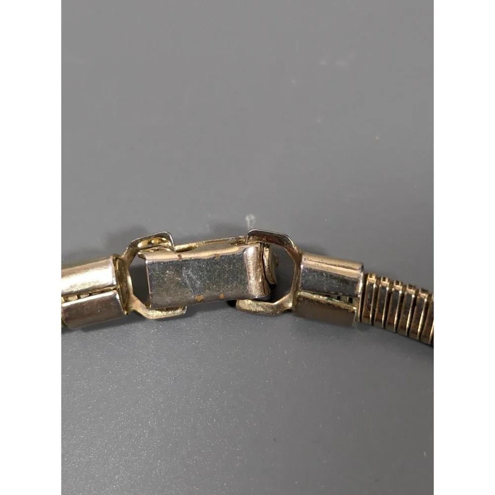 Vintage Gold Tone Omega Chain Necklace Black Enamel V Bar Statement 16" - Picture 10 of 11